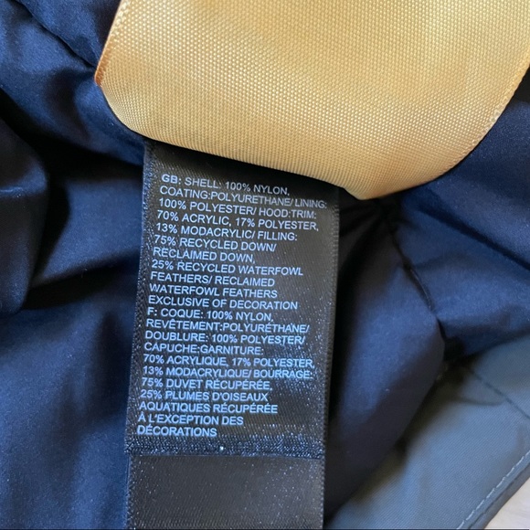 The North Face Men’s McMurdo Parka In New Taupe Green - Picture 8 of 10